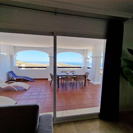Las Palmeras Seaviews Михас Экстерьер фото