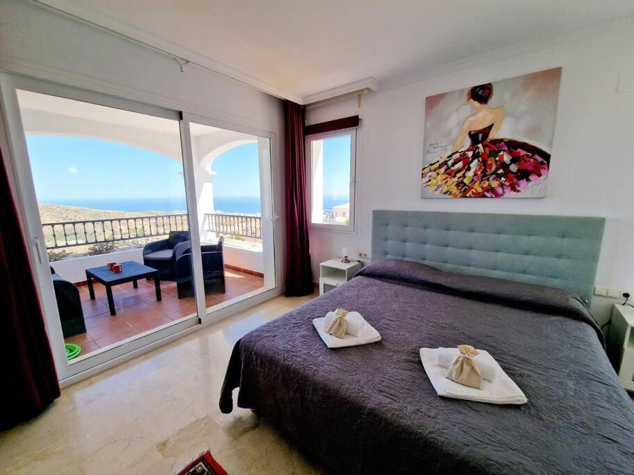 Las Palmeras Seaviews Михас Экстерьер фото